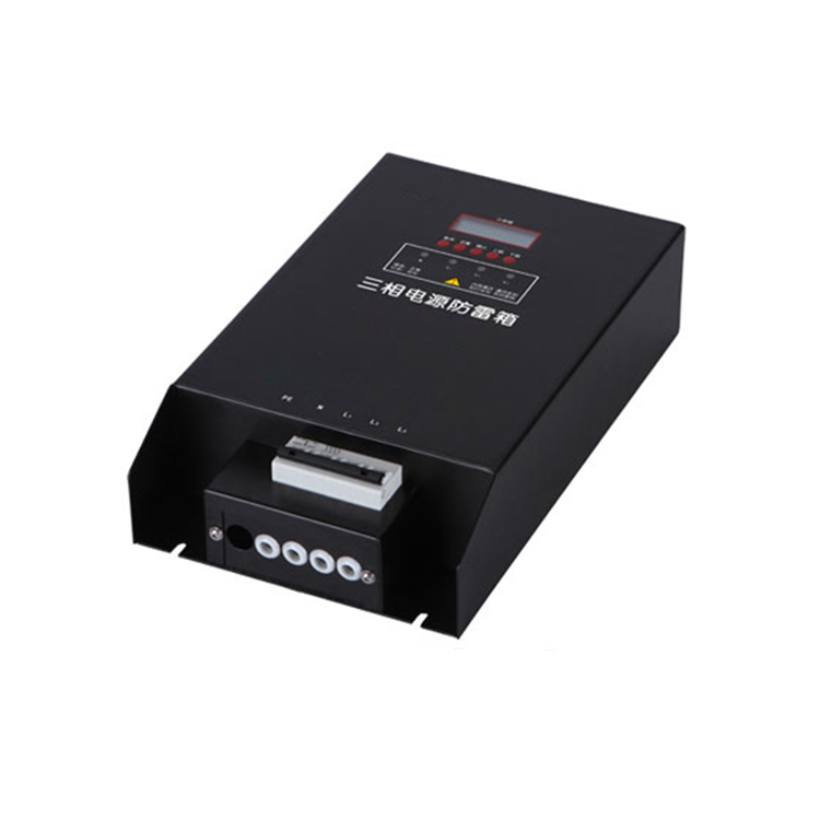 二三級(jí)電源避雷箱（T2類、箱式結(jié)構(gòu)、帶雷電計(jì)數(shù)